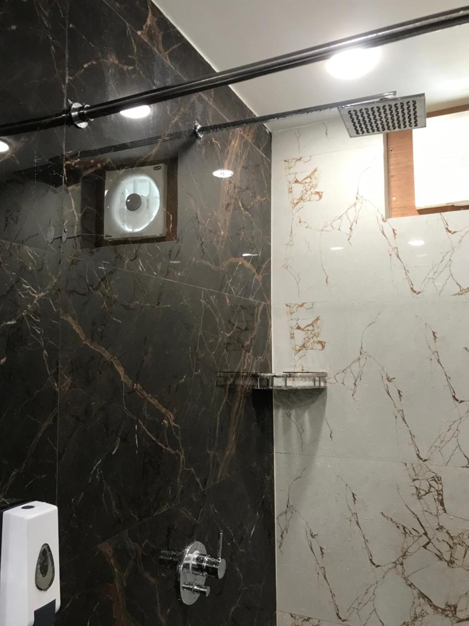 White House Villa Meerut Bagian luar foto