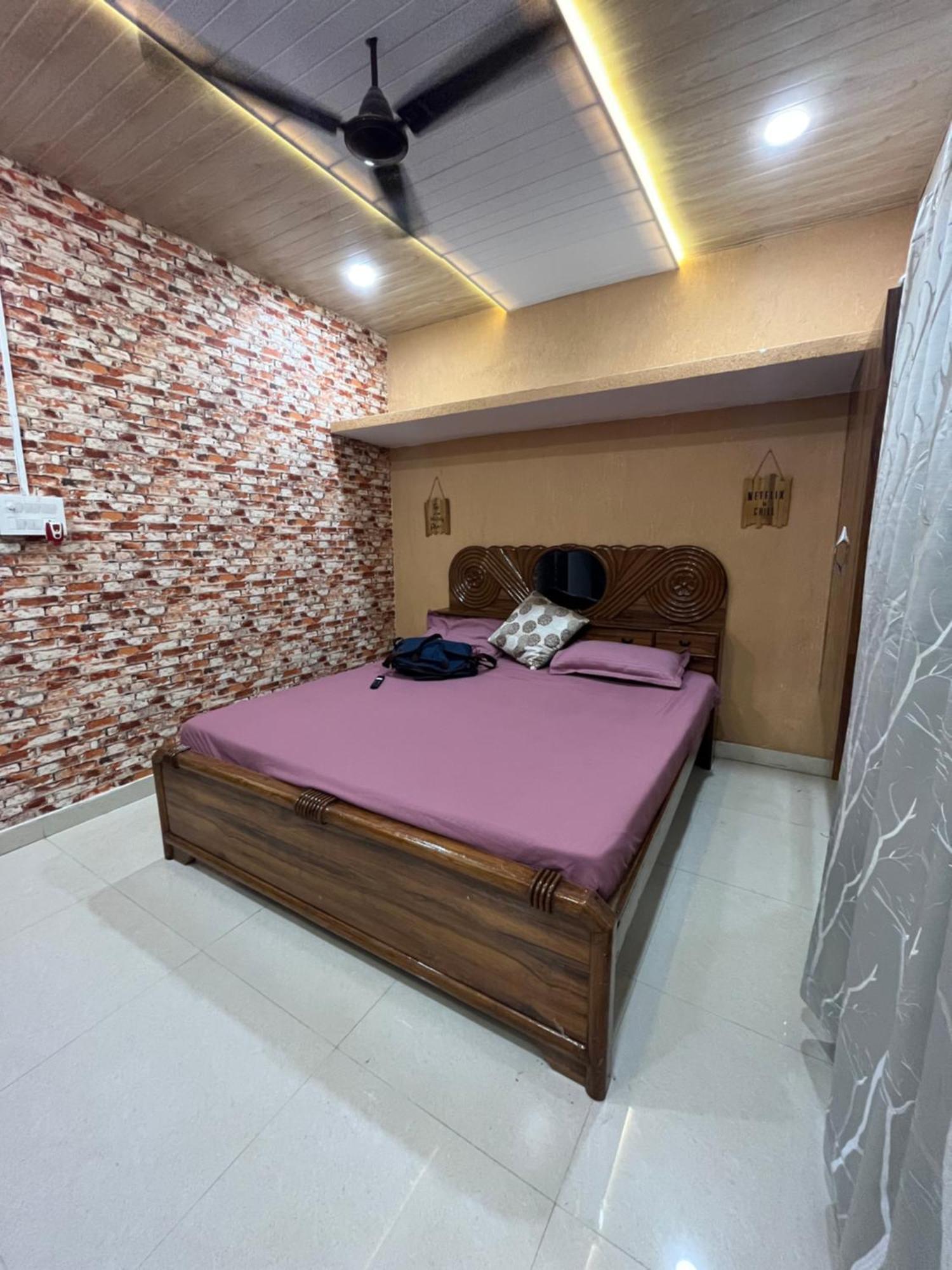 White House Villa Meerut Bagian luar foto